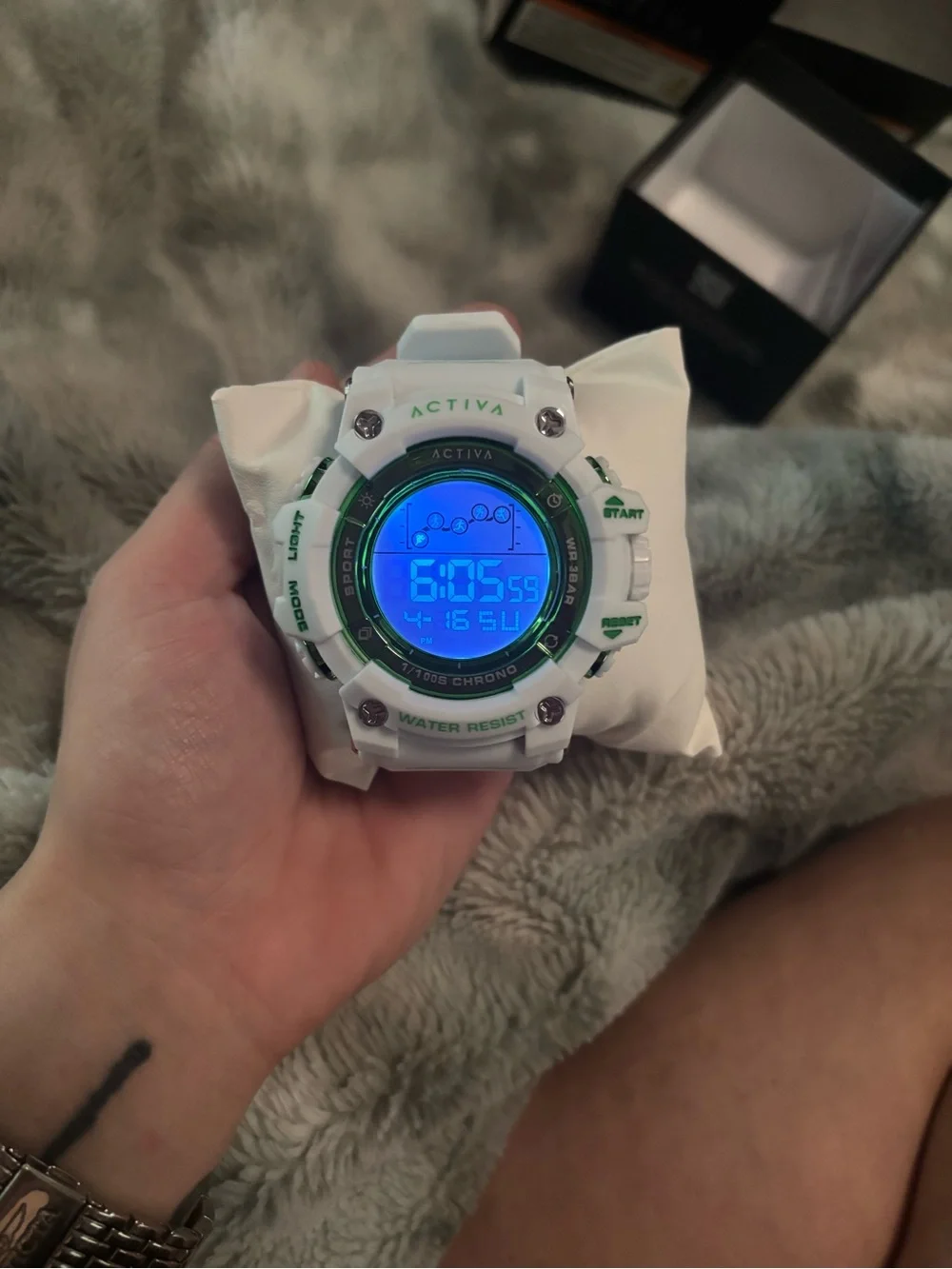 ACW8082-030 - Activa Digital Essentials Unisex 50mm White and Green